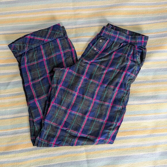⭐ Victoria's Secret plaid flannel pajama PJ pants size medium - Picture 1 of 10